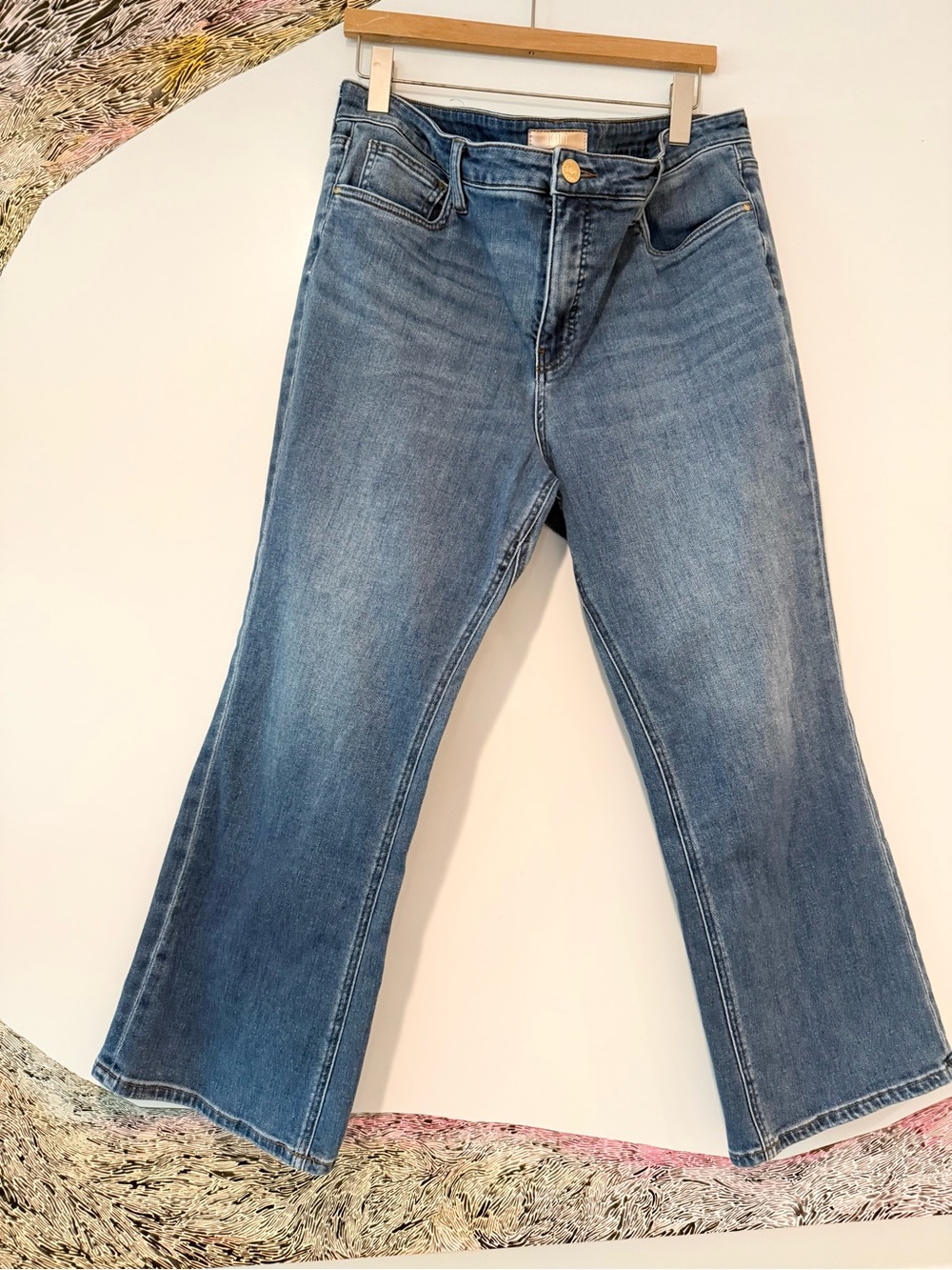 Kut from the Kloth Medium Blue Flare Crop Jeans 14